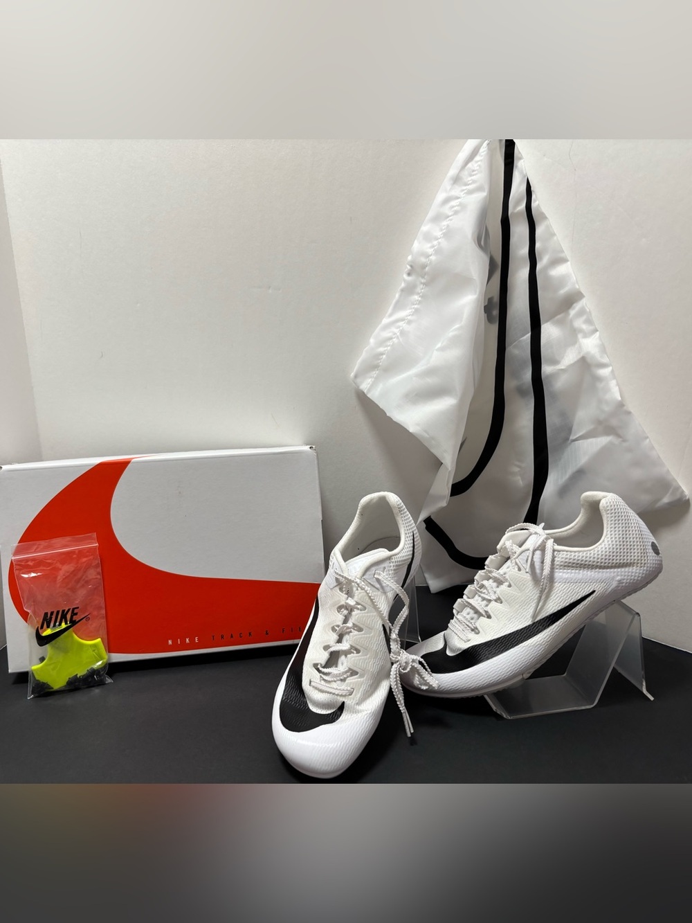 NIB Nike Zoom Rival Sprint Track ShoesSpikes White Silver FZ9663-100 W8 / M 6.5